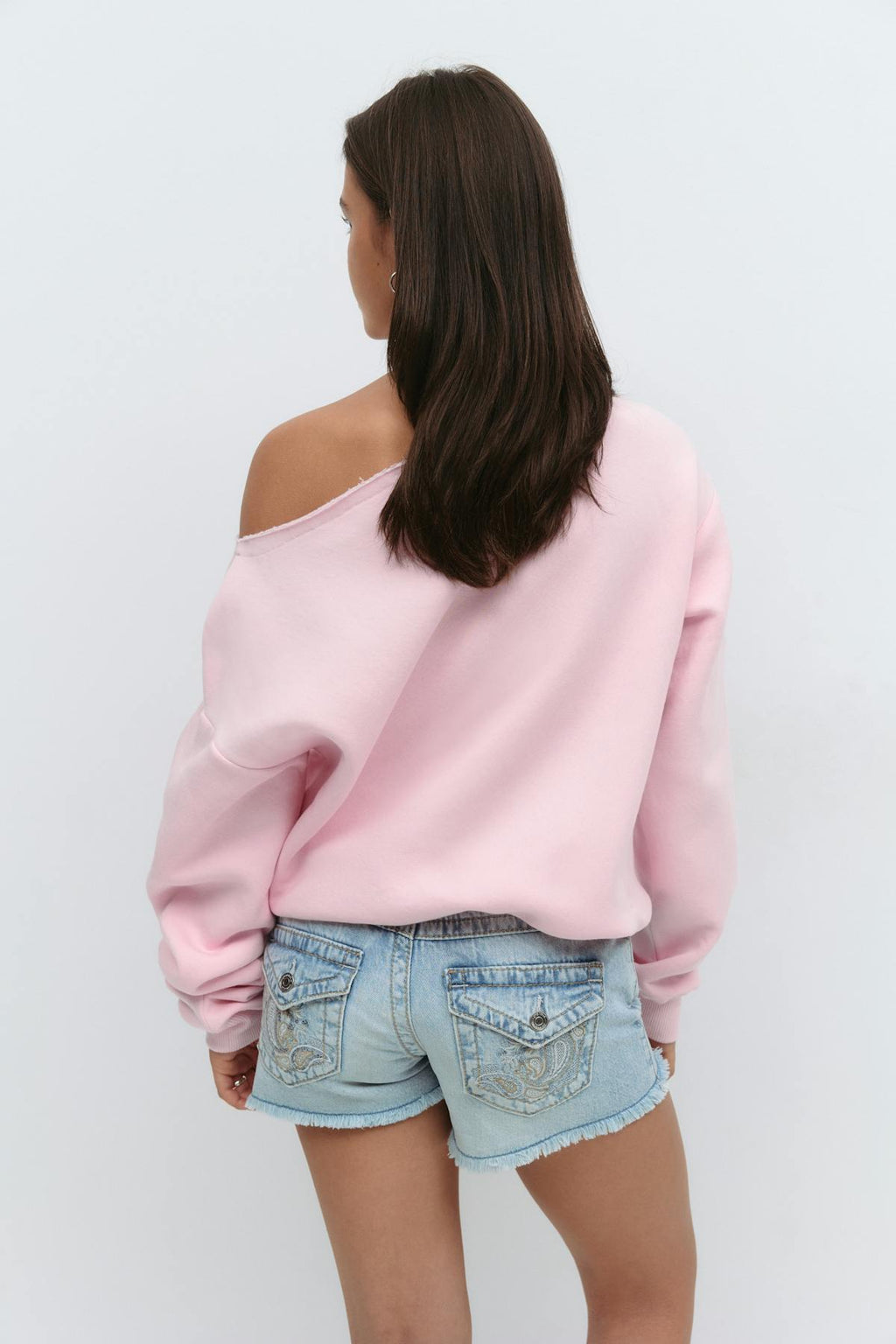 Y off shoulder sweater
