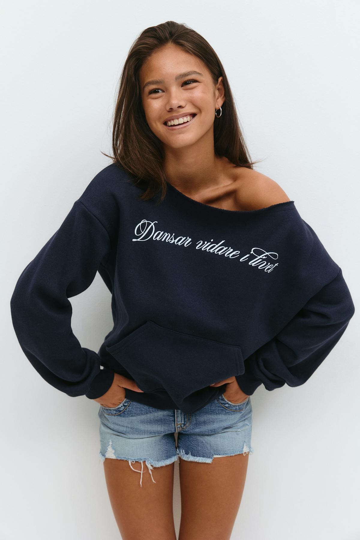 Y off shoulder sweater