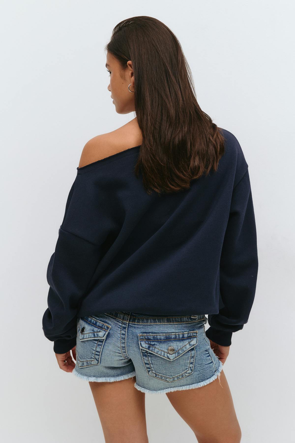 Y off shoulder sweater