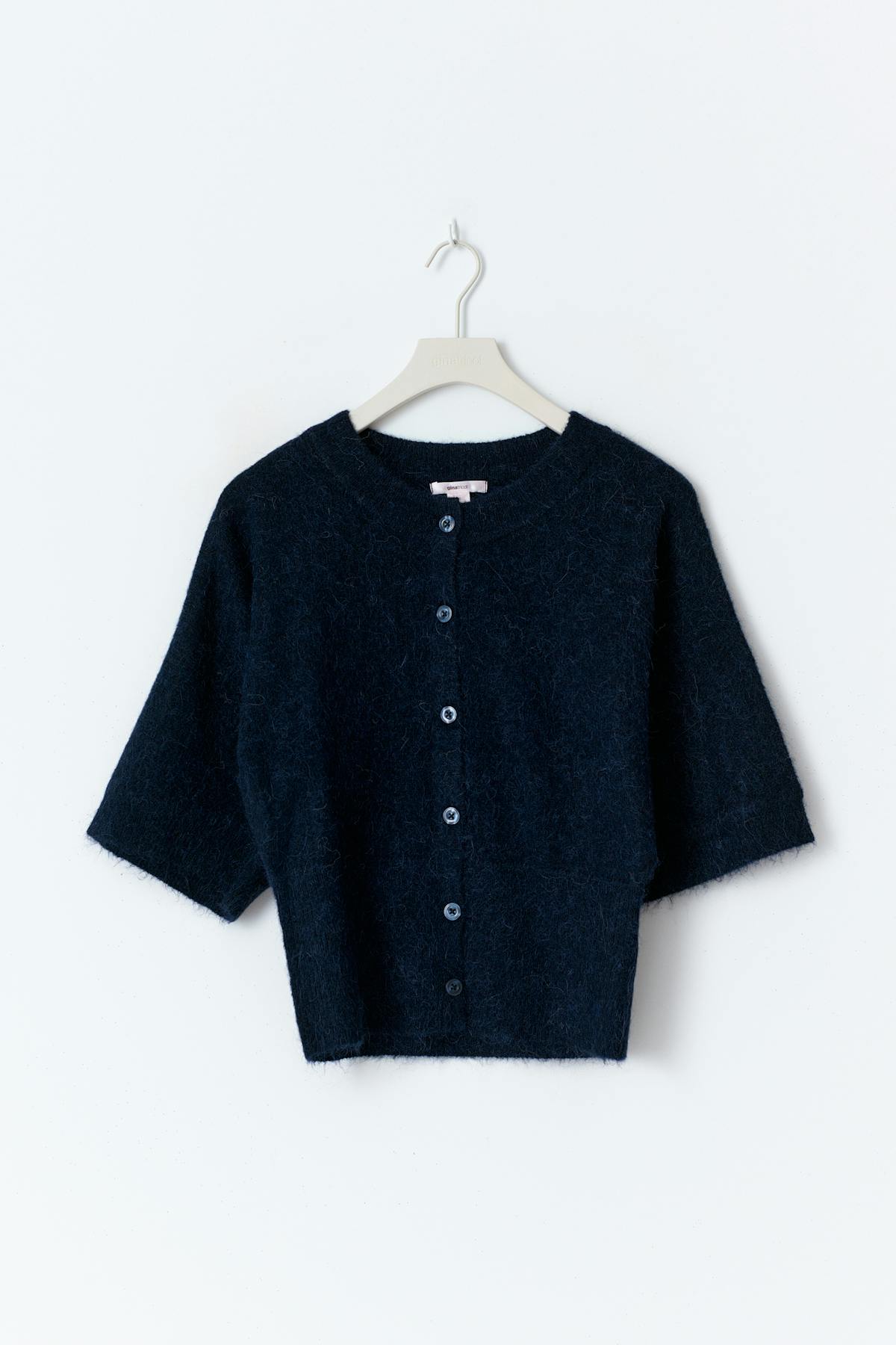 Y knitted short sleeve top