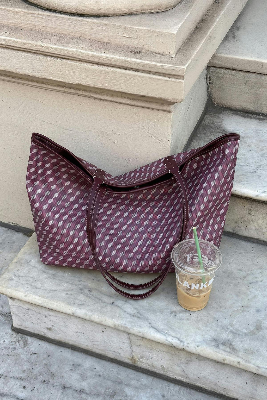 Y tote bag