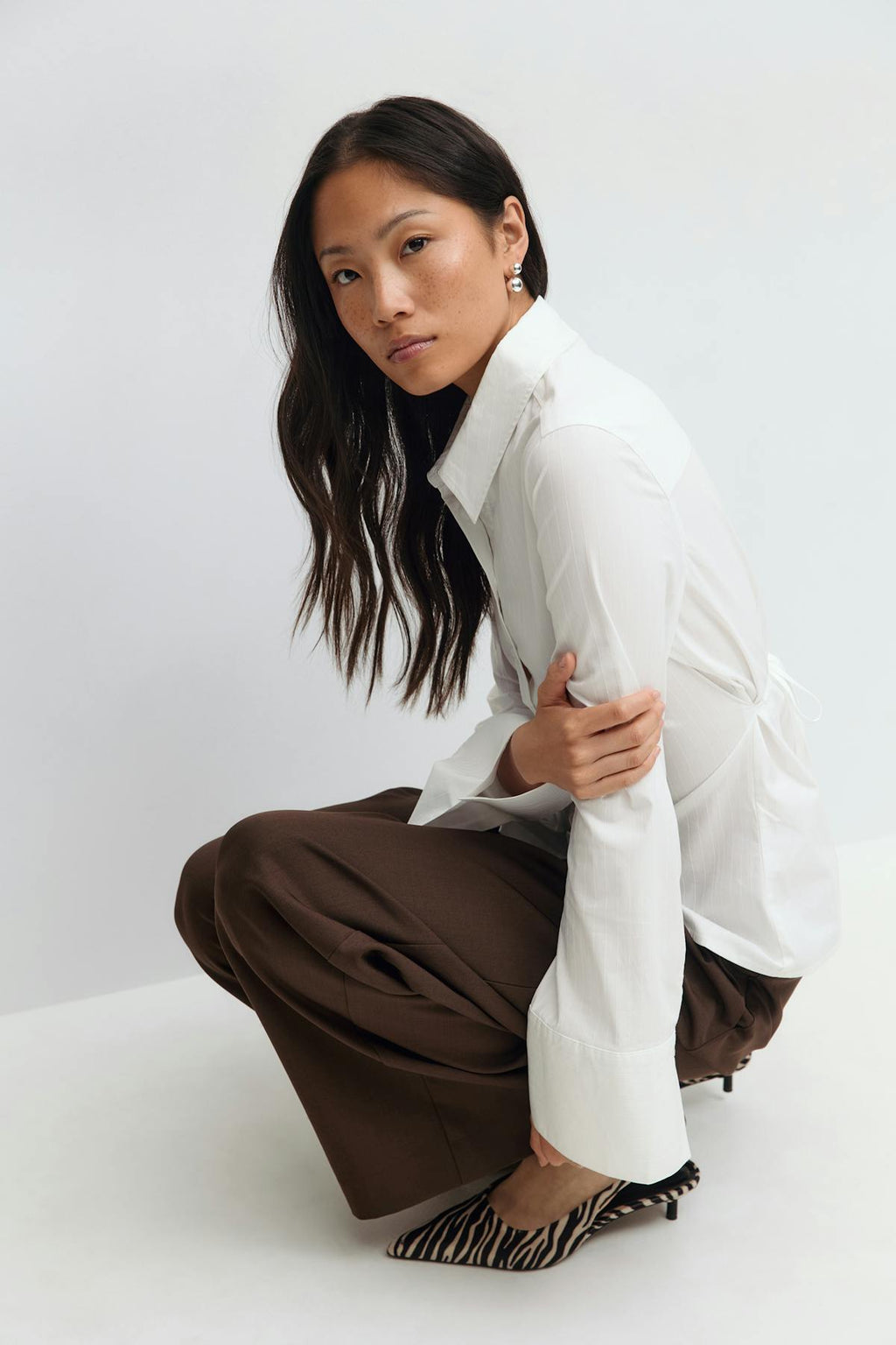 Shaped tie blouse