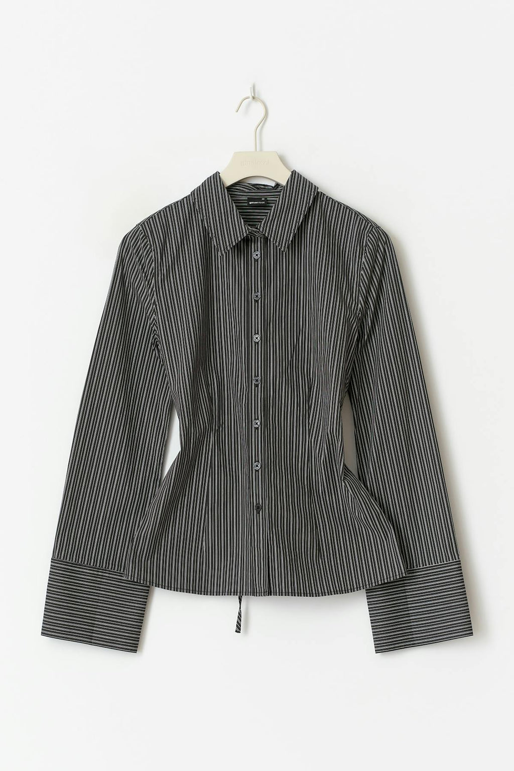 Shaped tie blouse