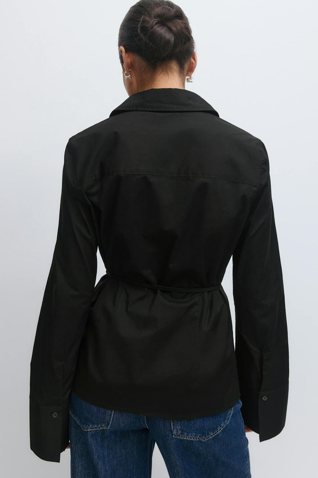 Shaped tie blouse