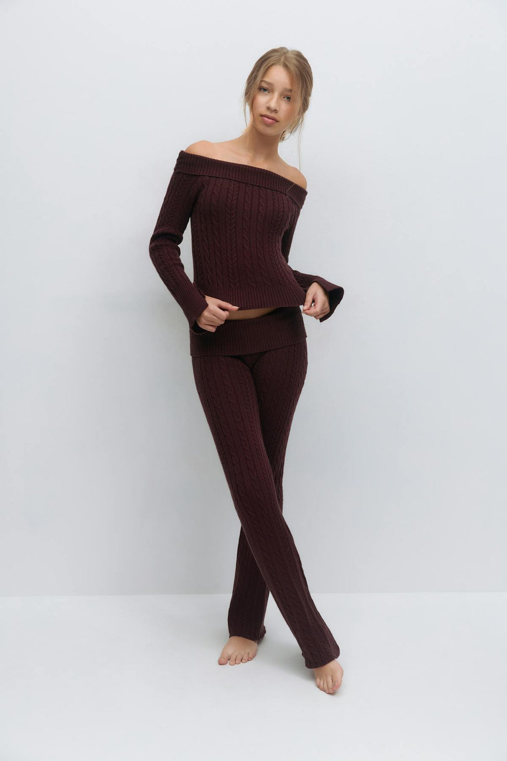Y off shoulder sweater