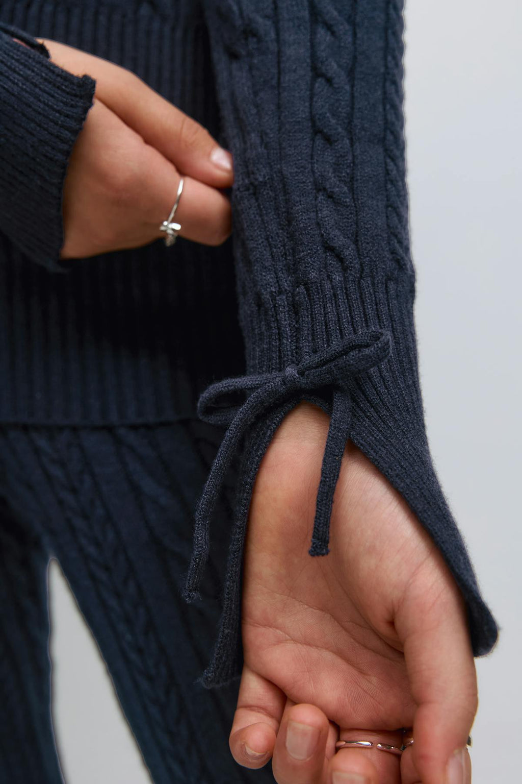 Y off shoulder sweater