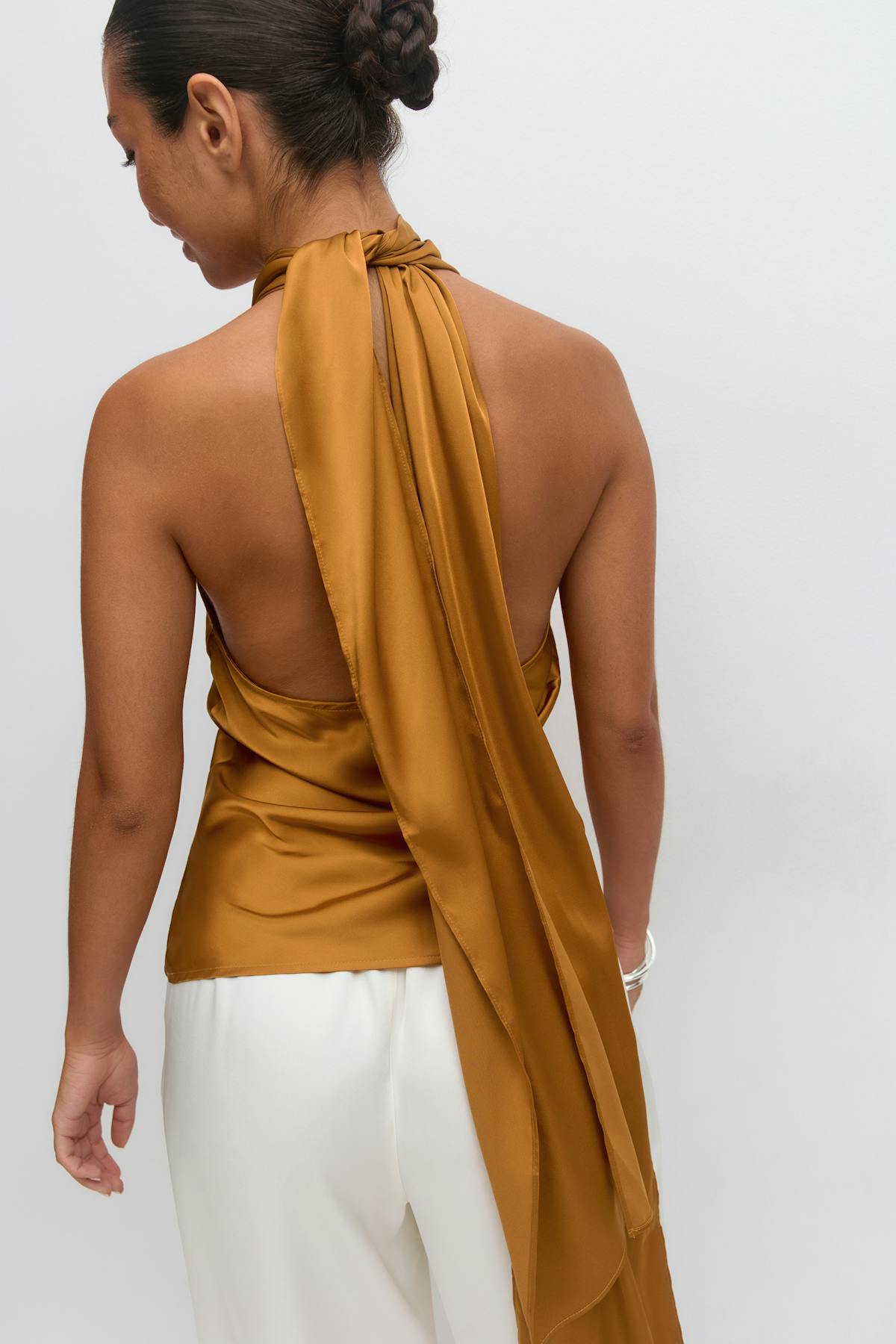 Halterneck blouse