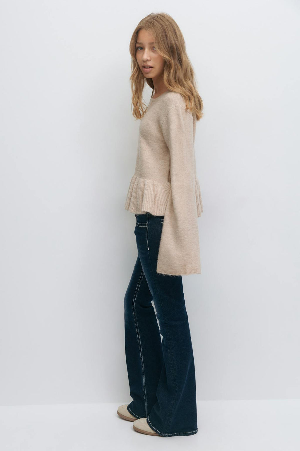 Y knitted peplum sweater