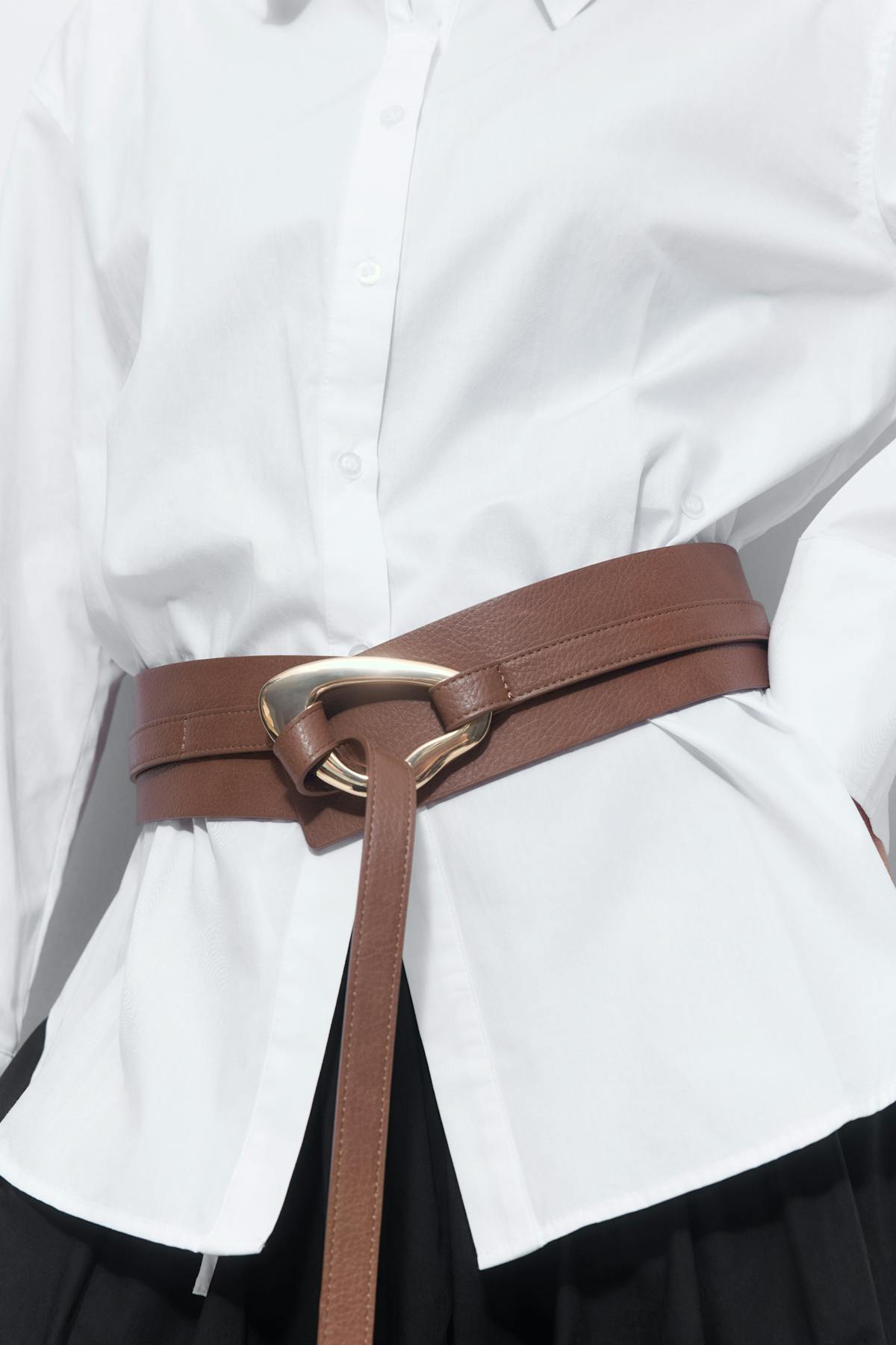 Wide statement belt
