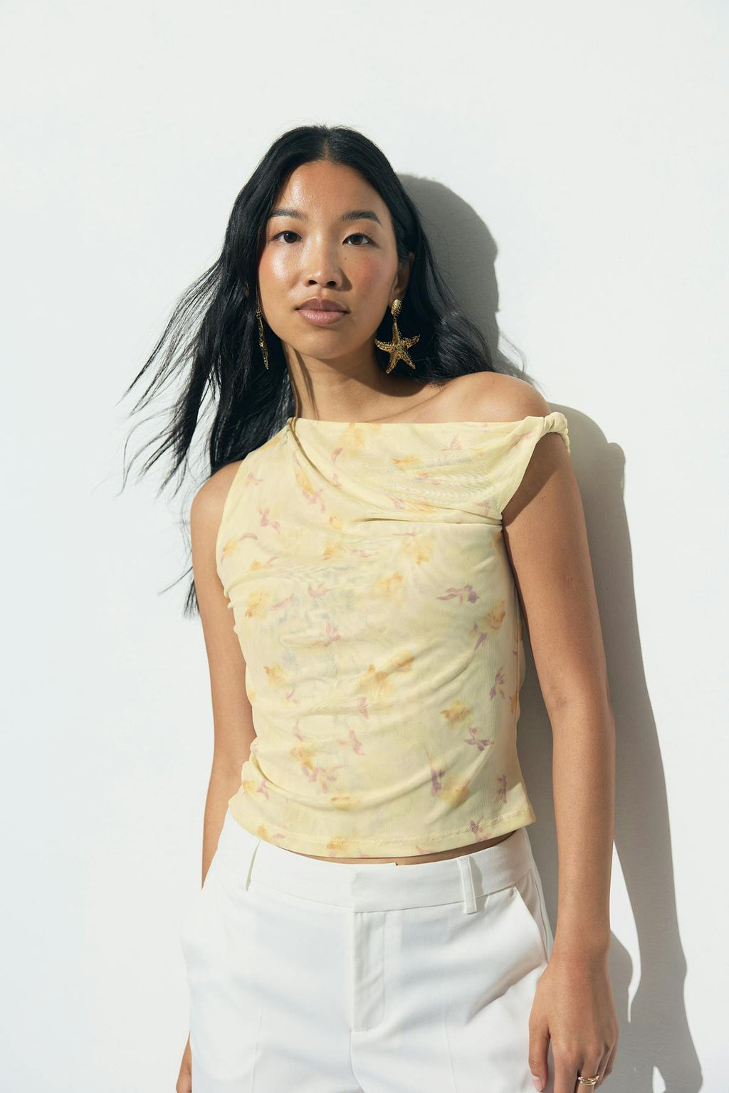 Mesh twisted top