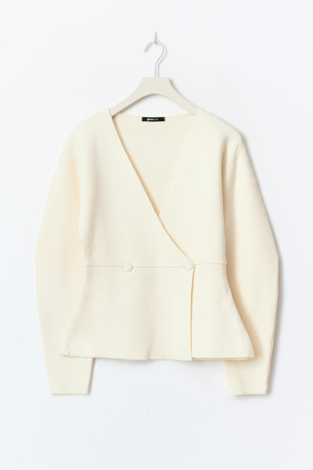 Shaped knitted cardigan