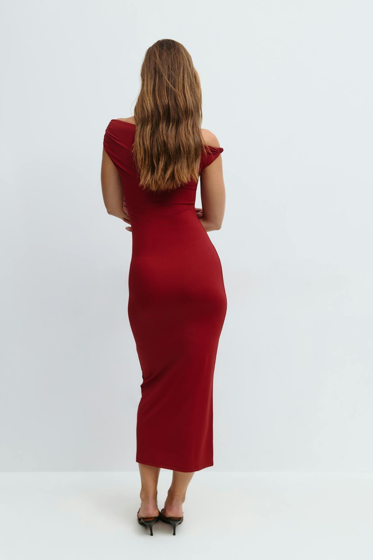 Twist asymmetric dress
