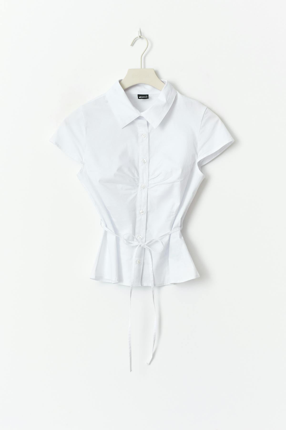 Shaped blouse