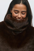 Faux fur collar