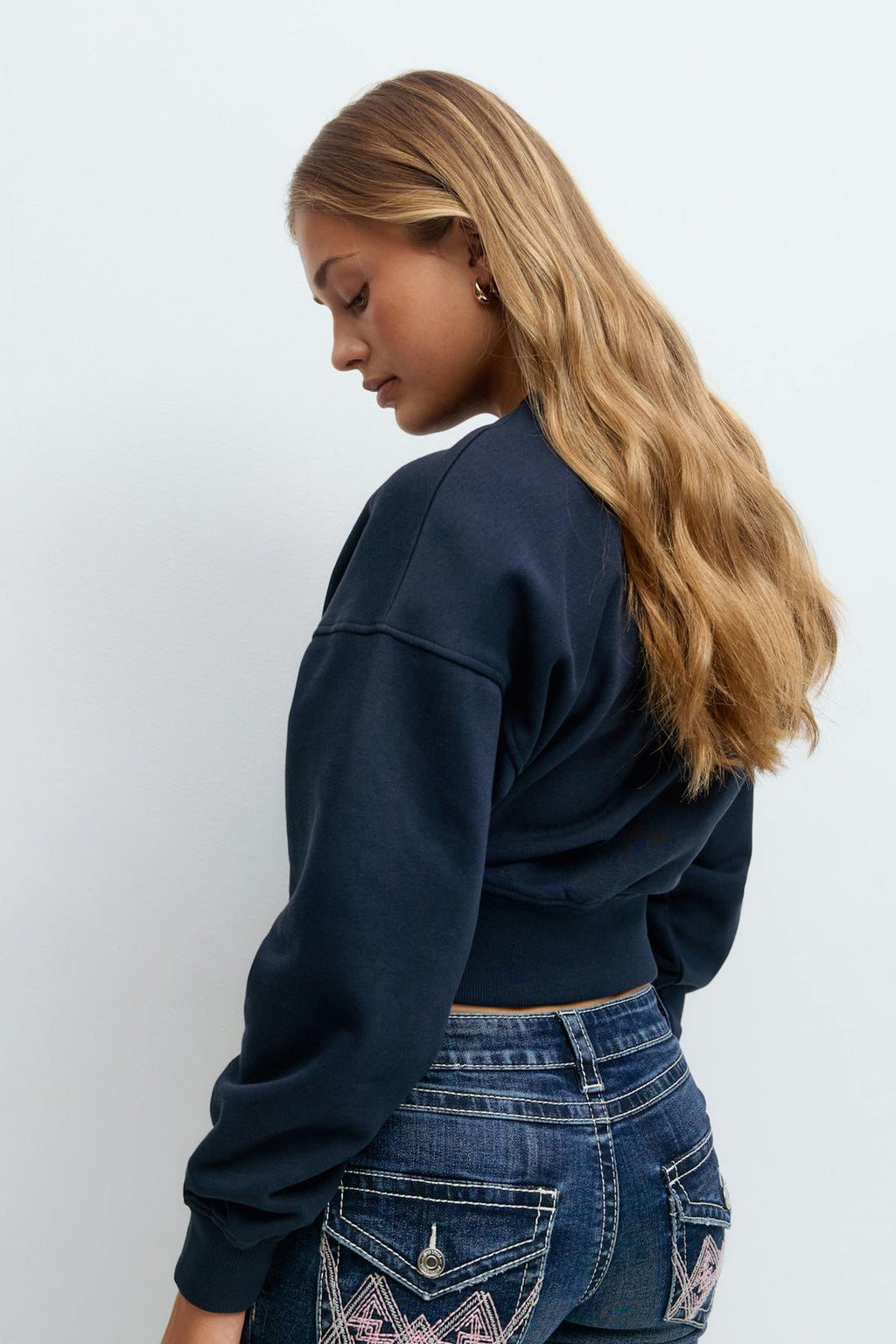 Y cropped sweater