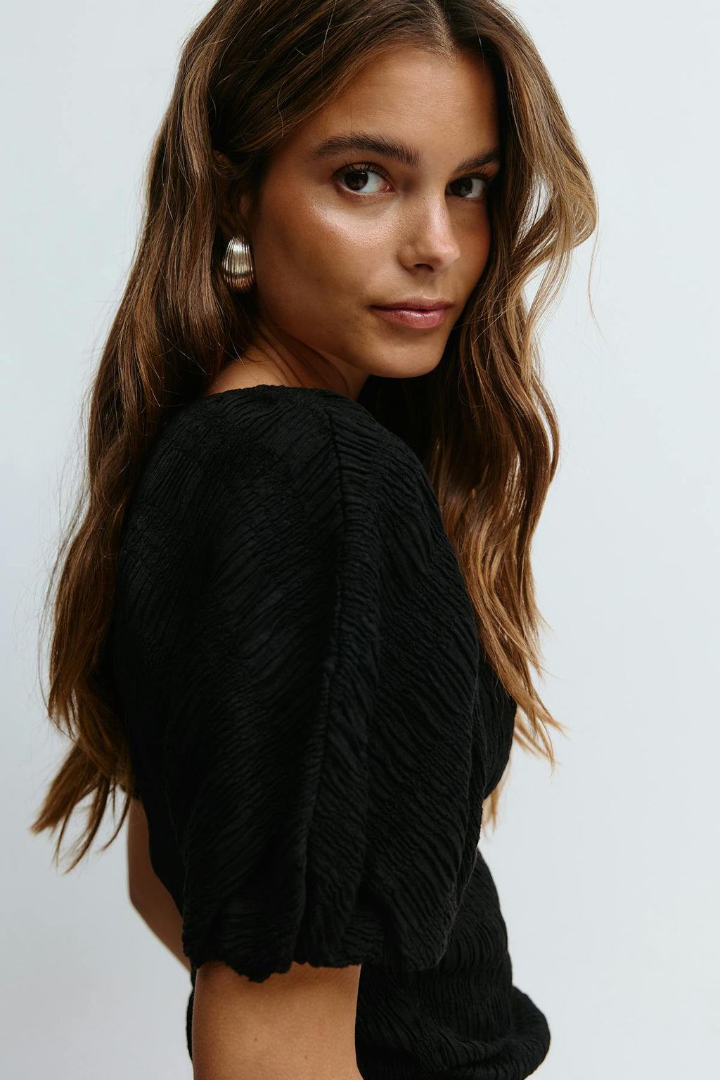 Textured puff sleeve top