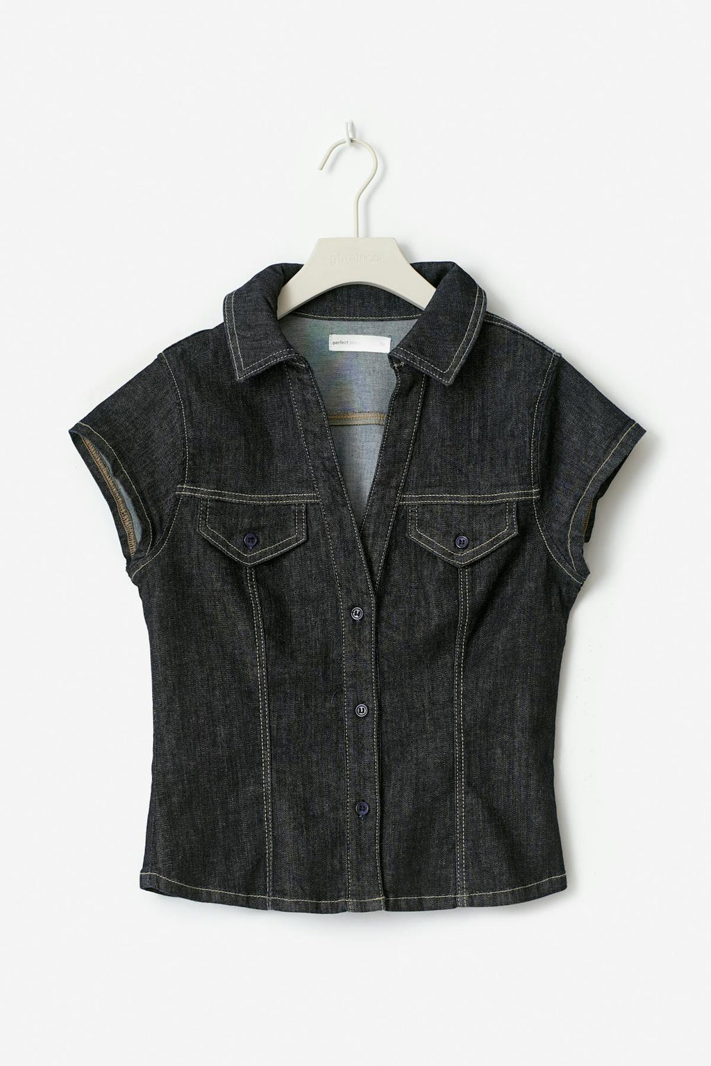 Fitted denim shirt