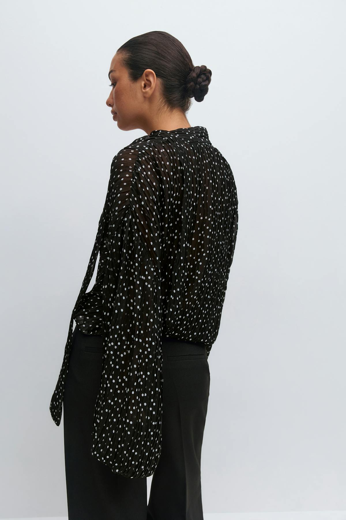 Scarf blouse