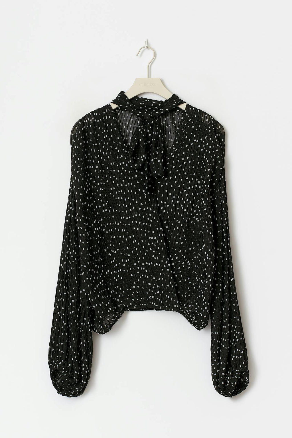 Scarf blouse