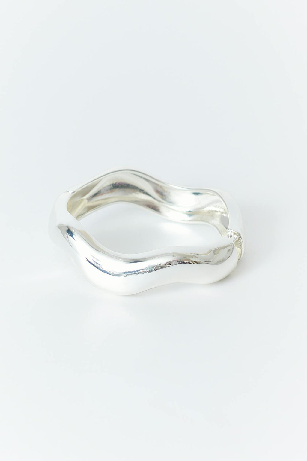 Wave bracelet