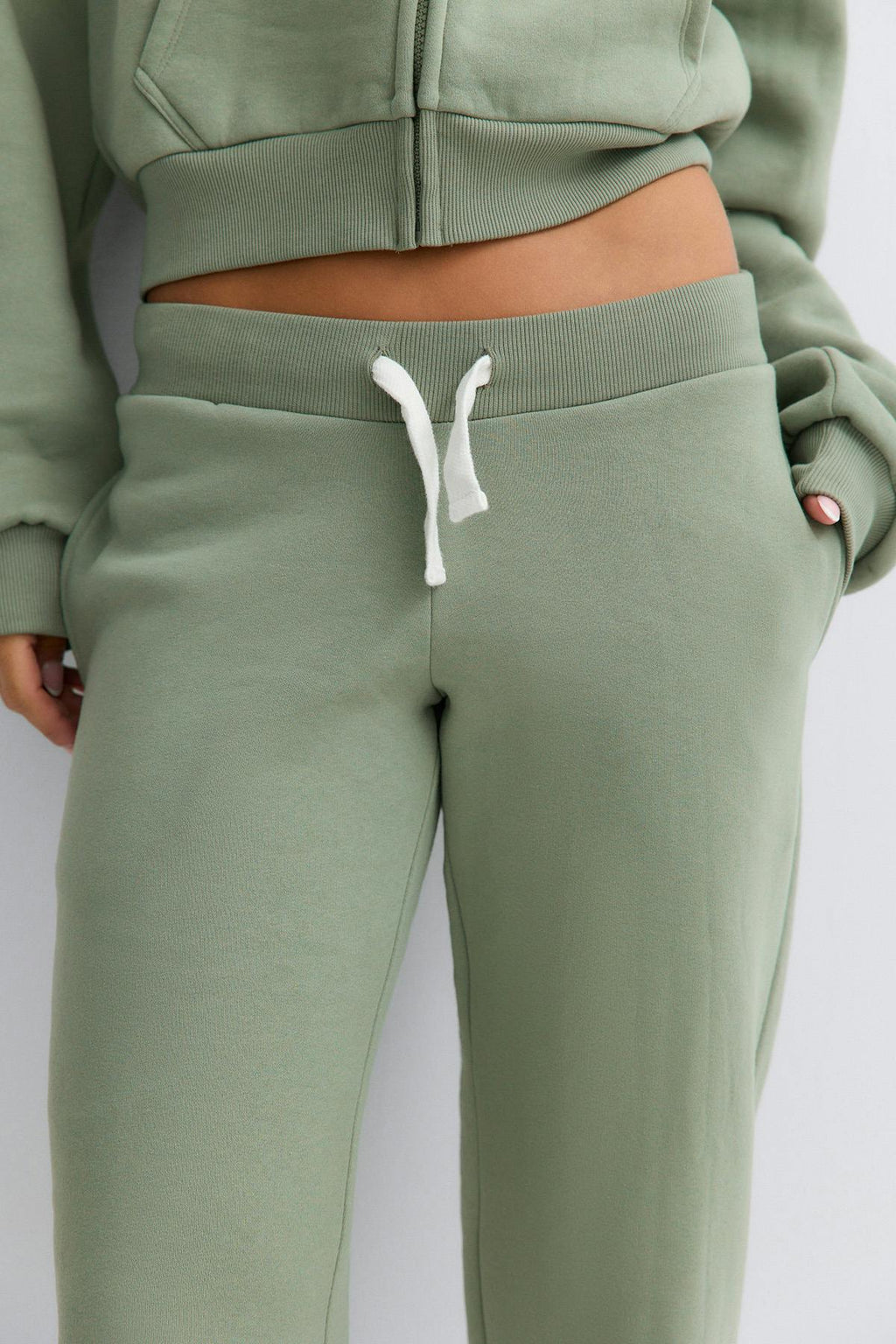 14+ low waist sweatpants