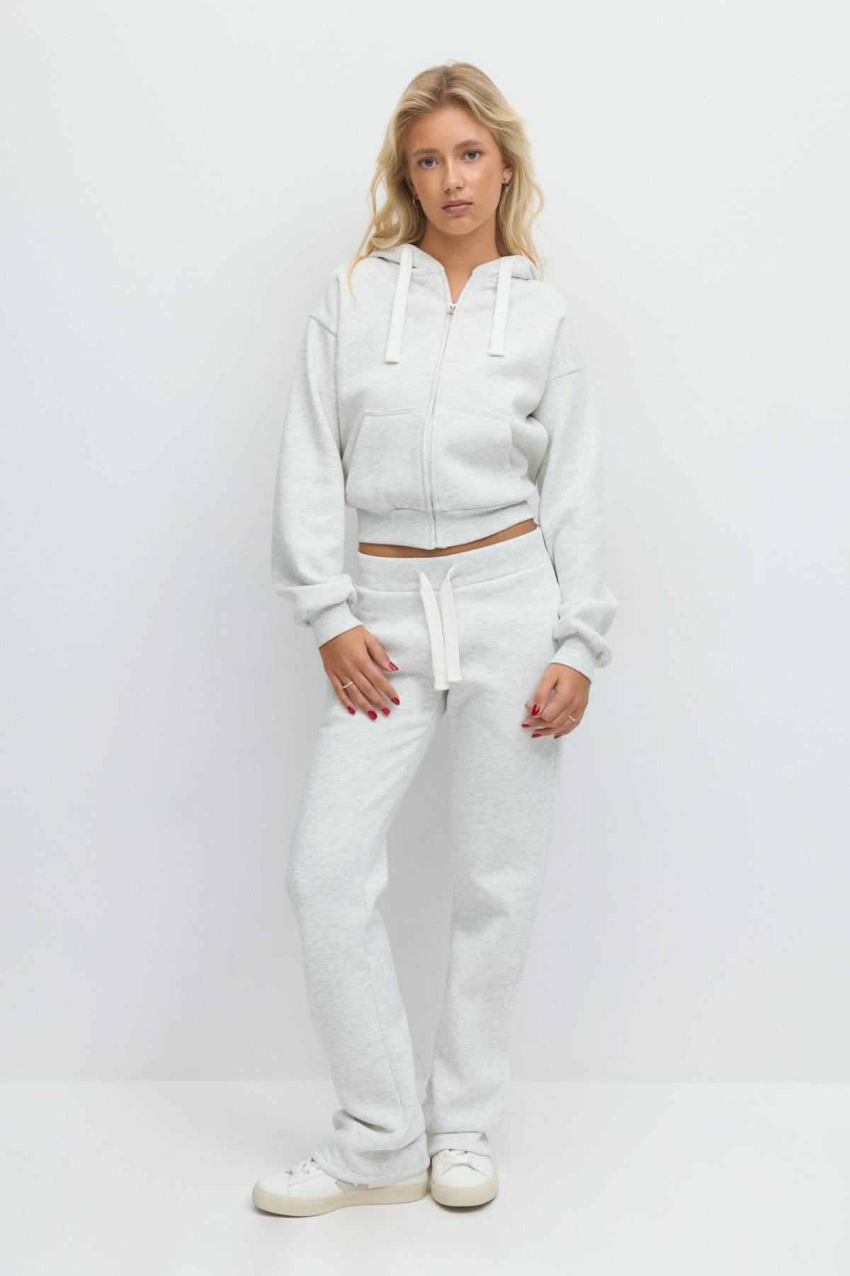 14+ low waist sweatpants