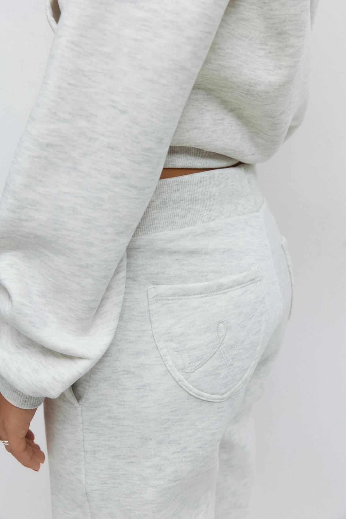 14+ low waist sweatpants