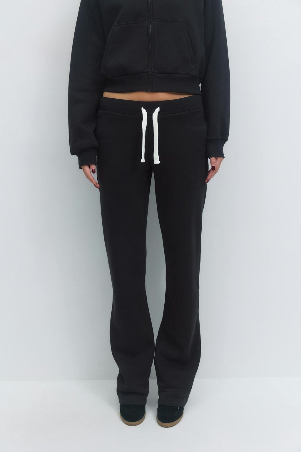 14+ low waist sweatpants