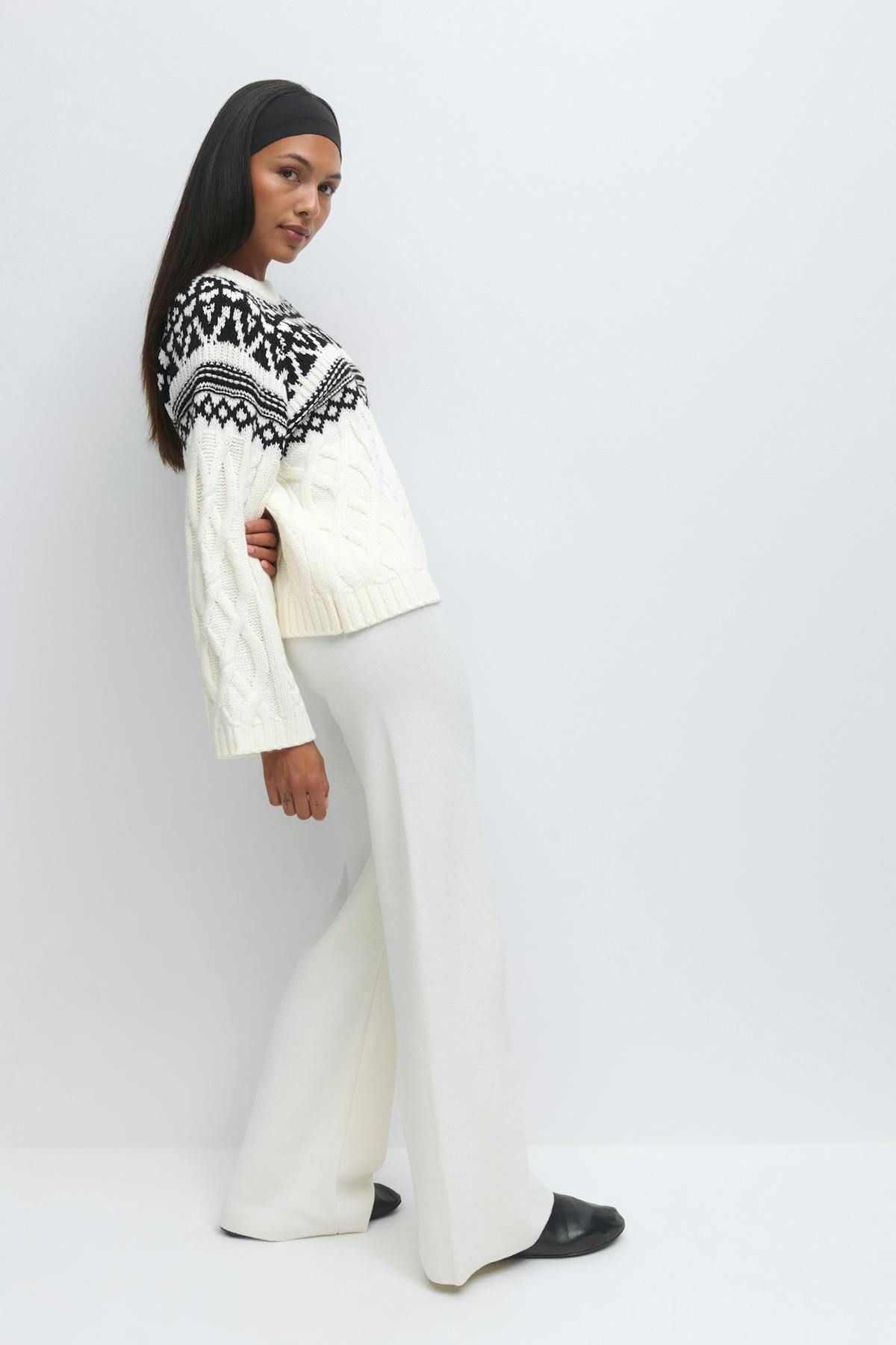 Jacquard knitted sweater