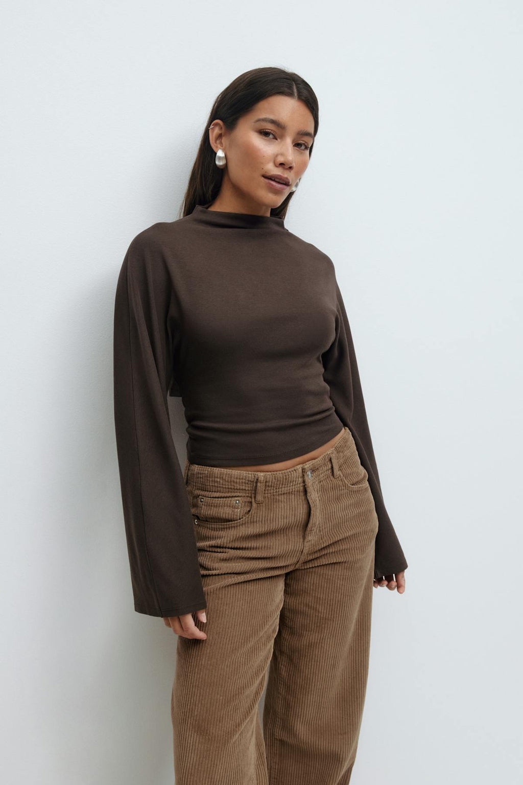 Tie back wide sleeve top