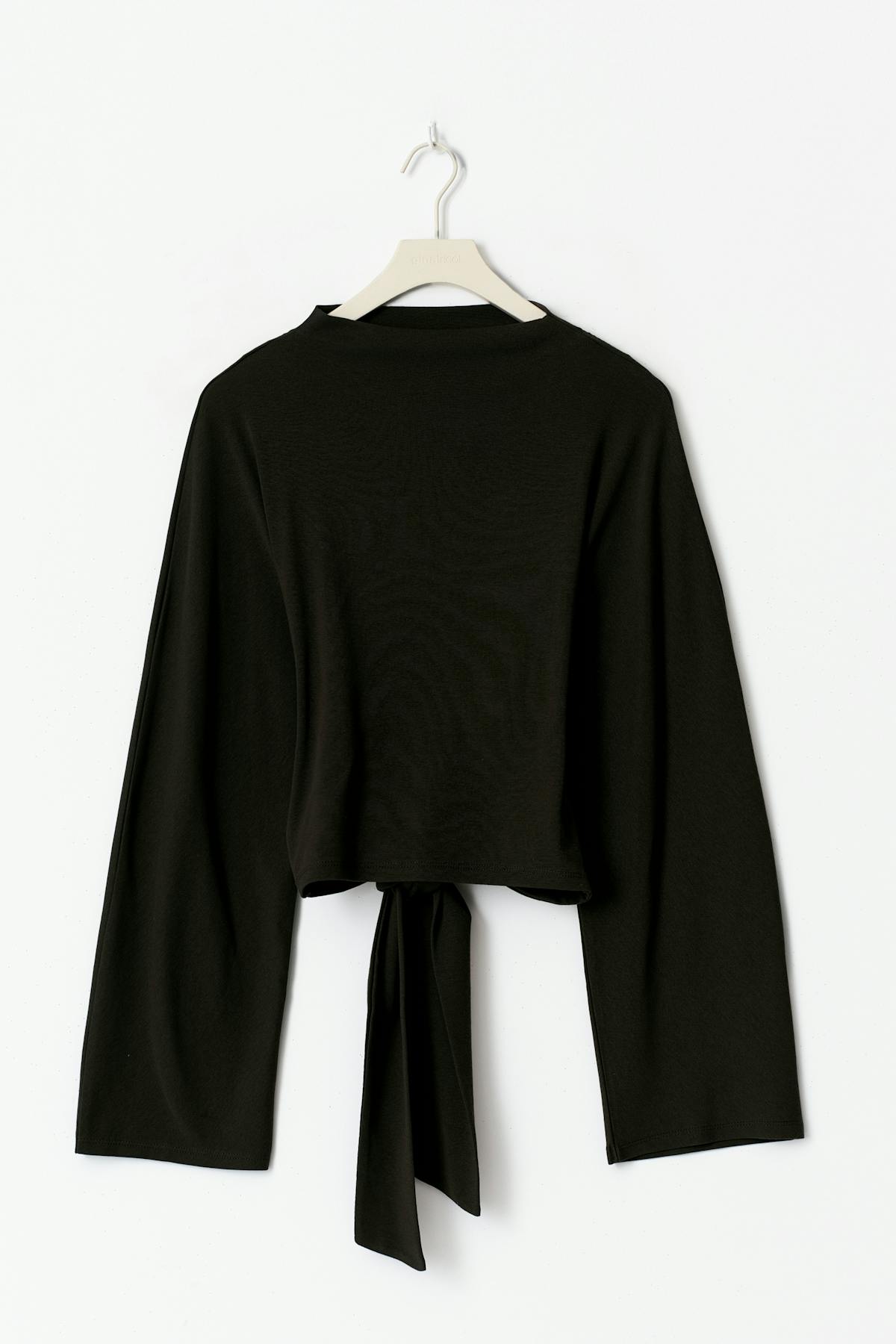 Tie back wide sleeve top