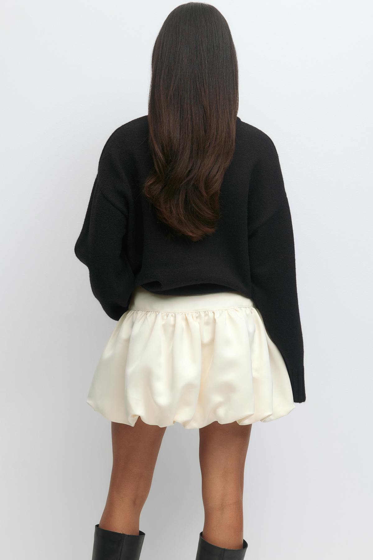 Satin balloon mini skirt