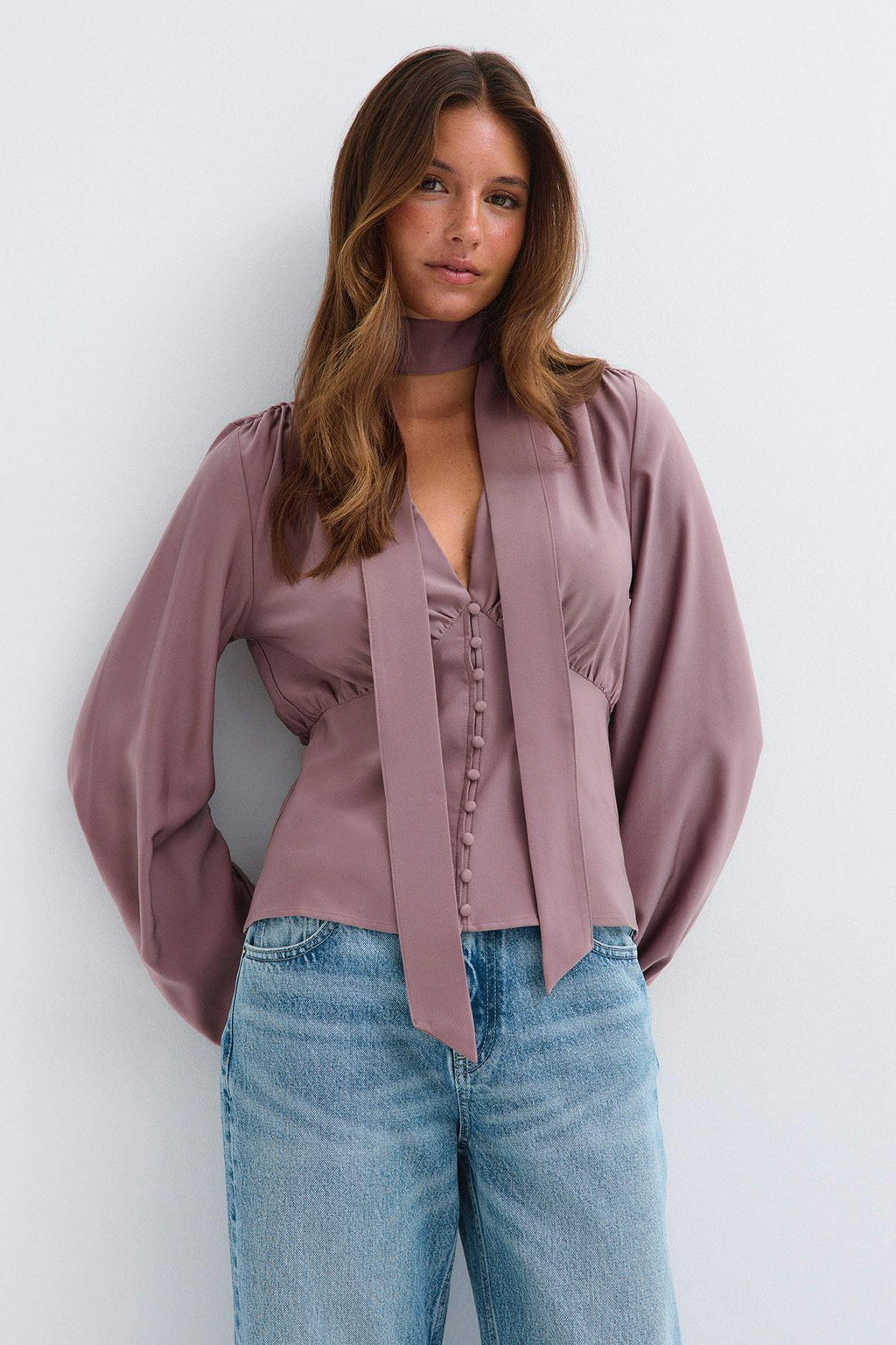 Scarf top