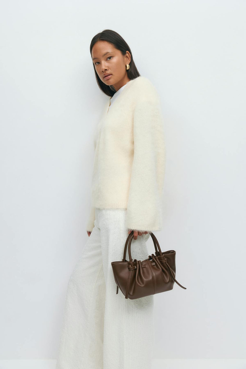 Strap detail crossbody bag