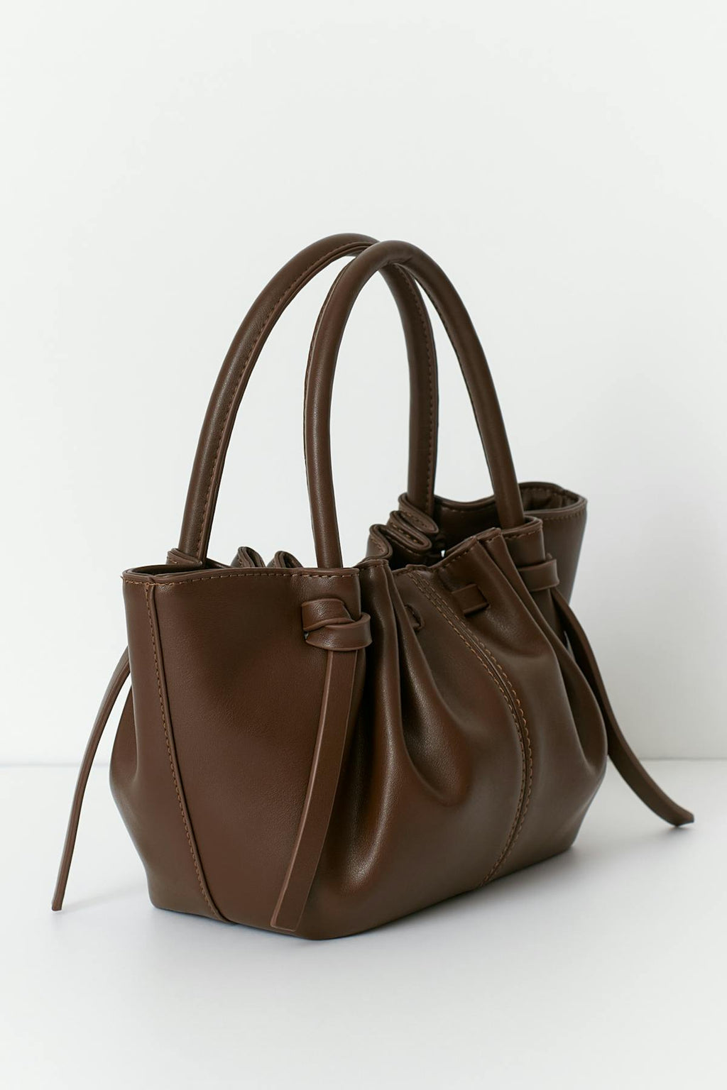 Strap detail crossbody bag