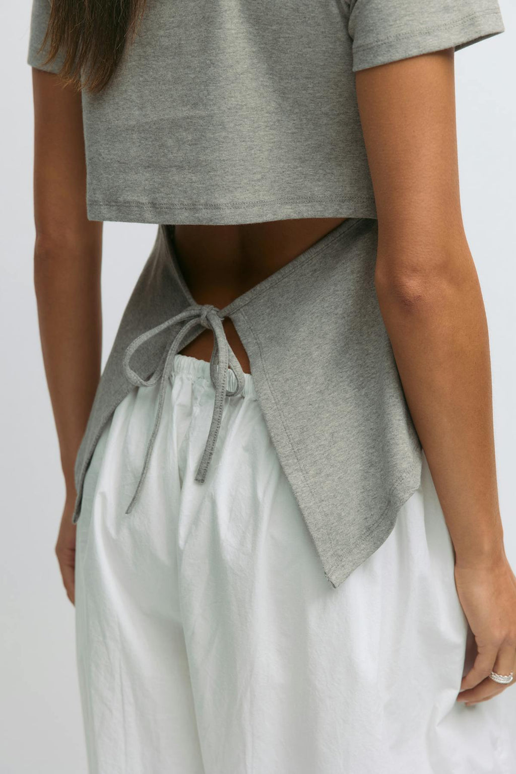 Tie back tee