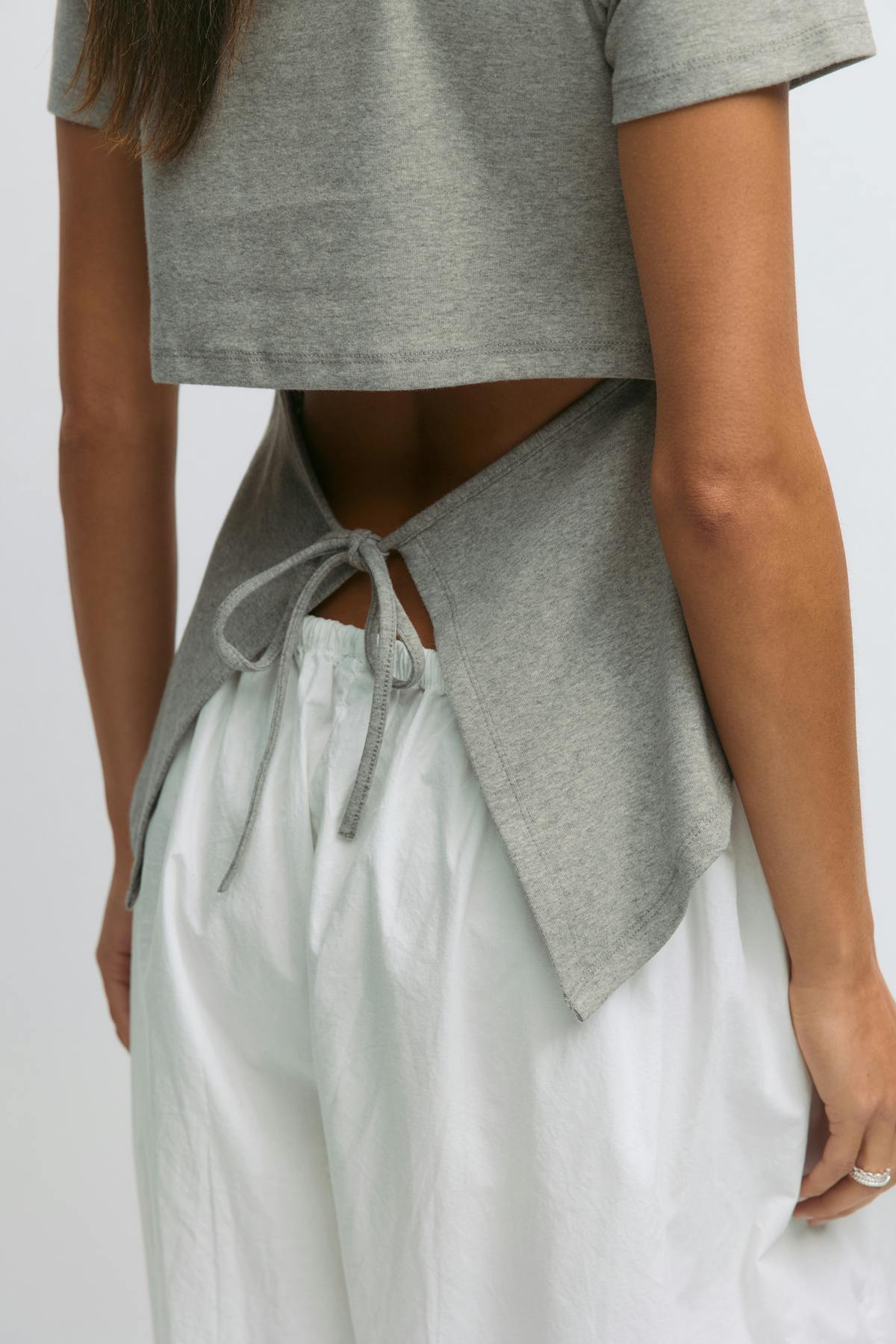 Tie back tee