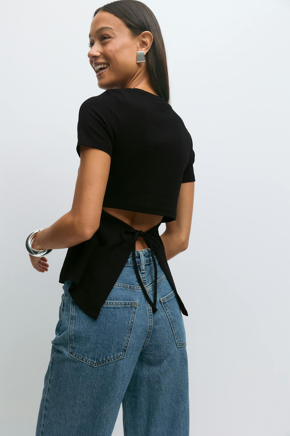 Tie back tee