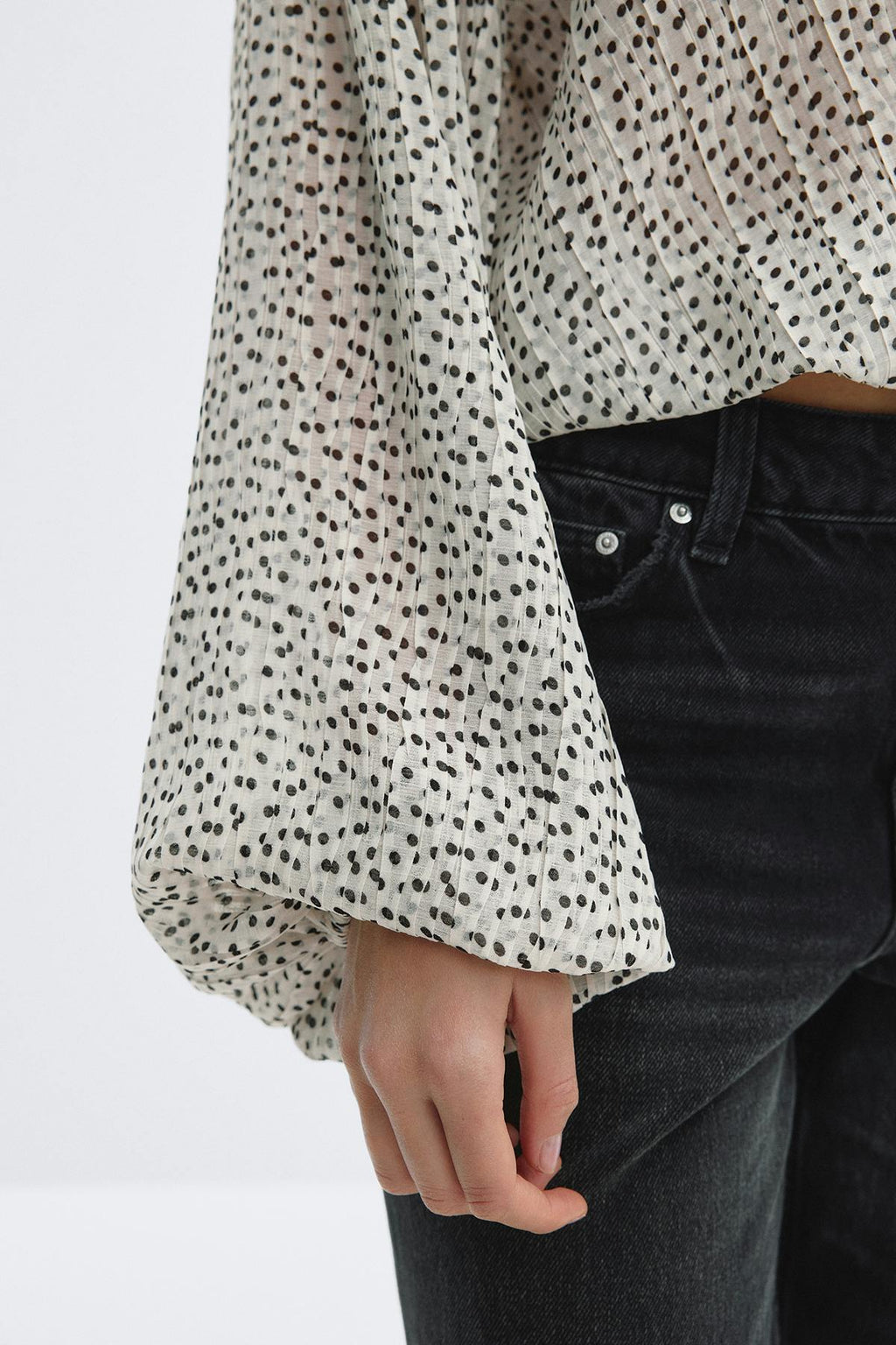 Scarf blouse