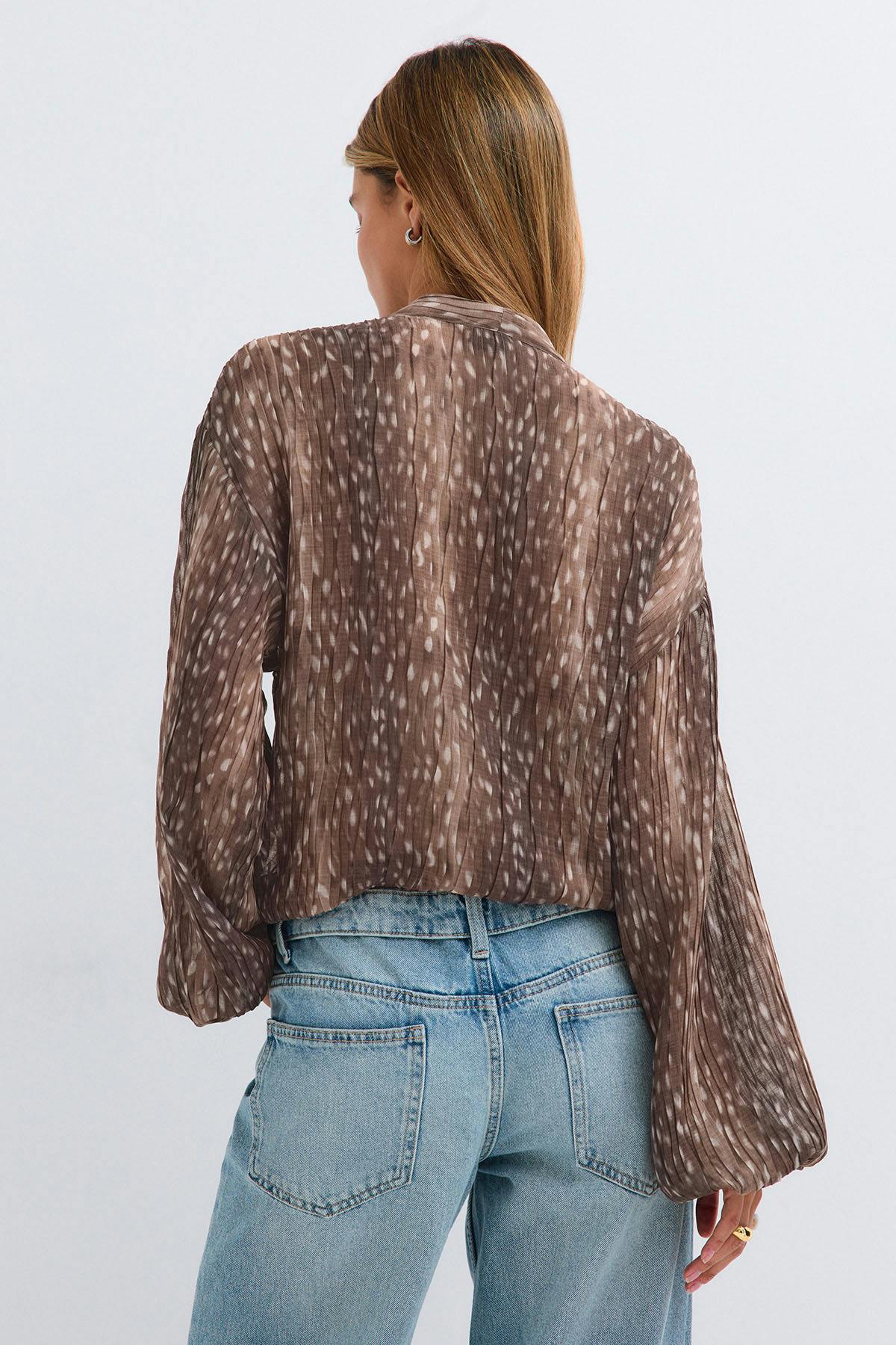 Scarf blouse