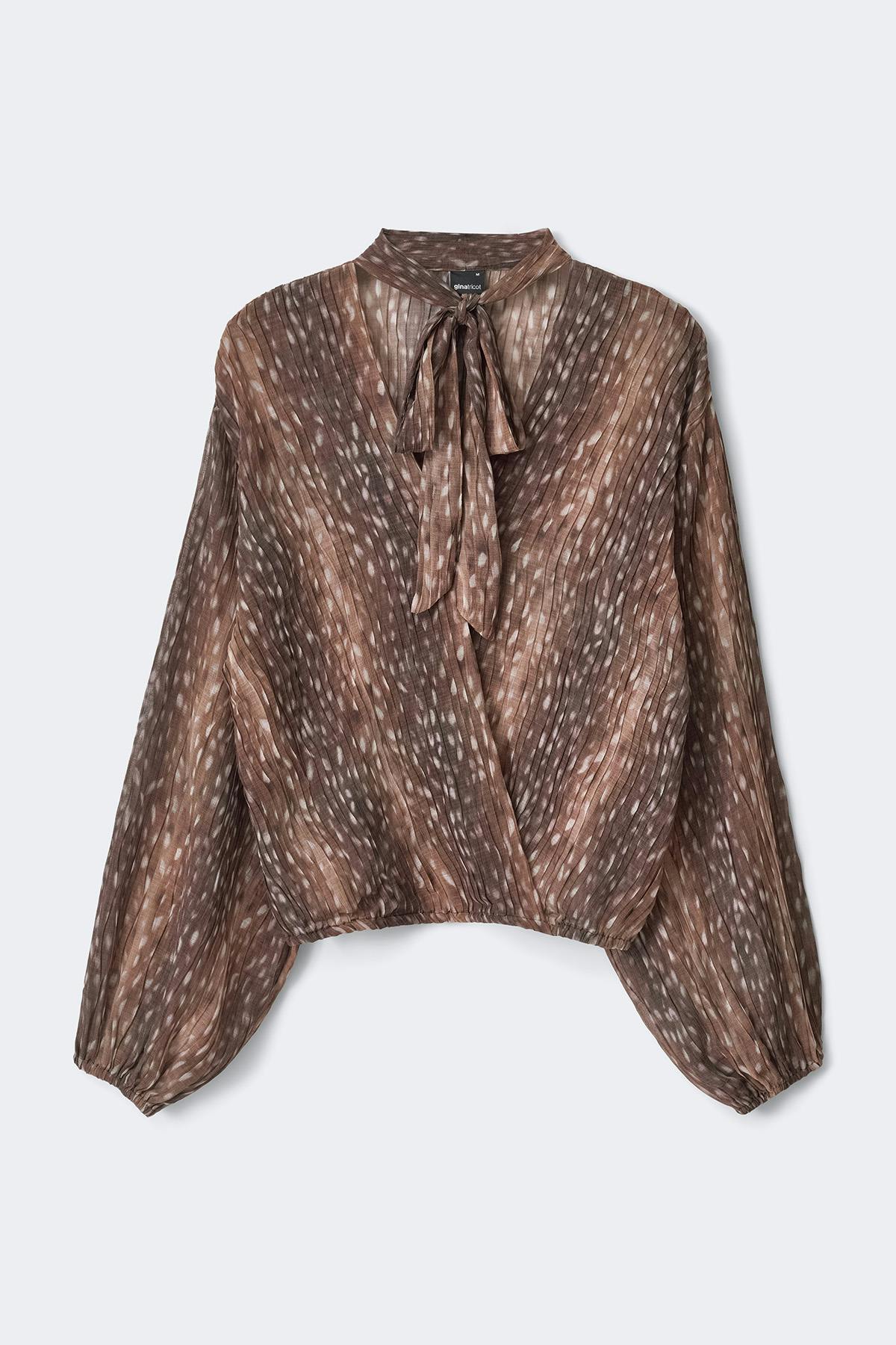 Scarf blouse