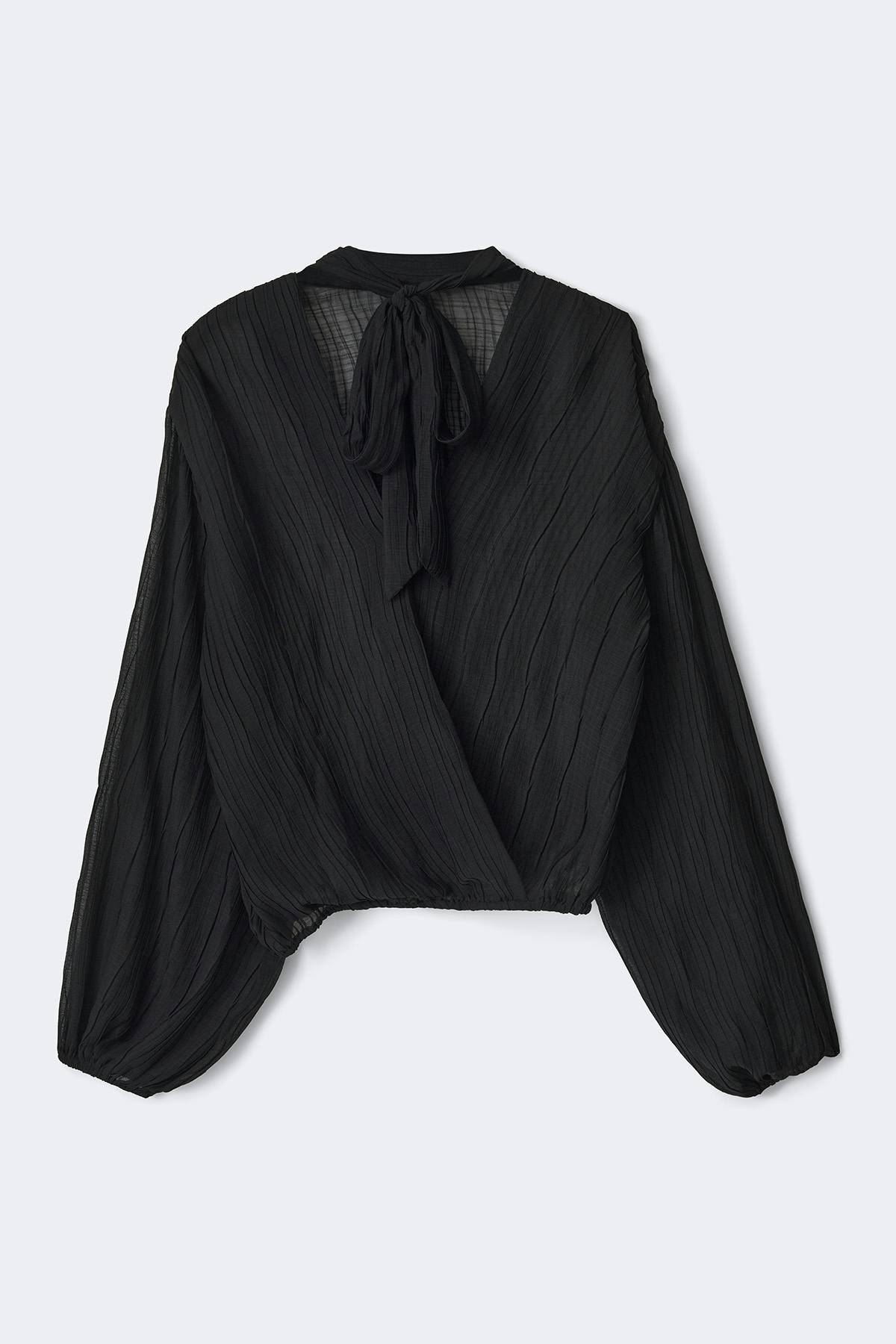 Scarf blouse