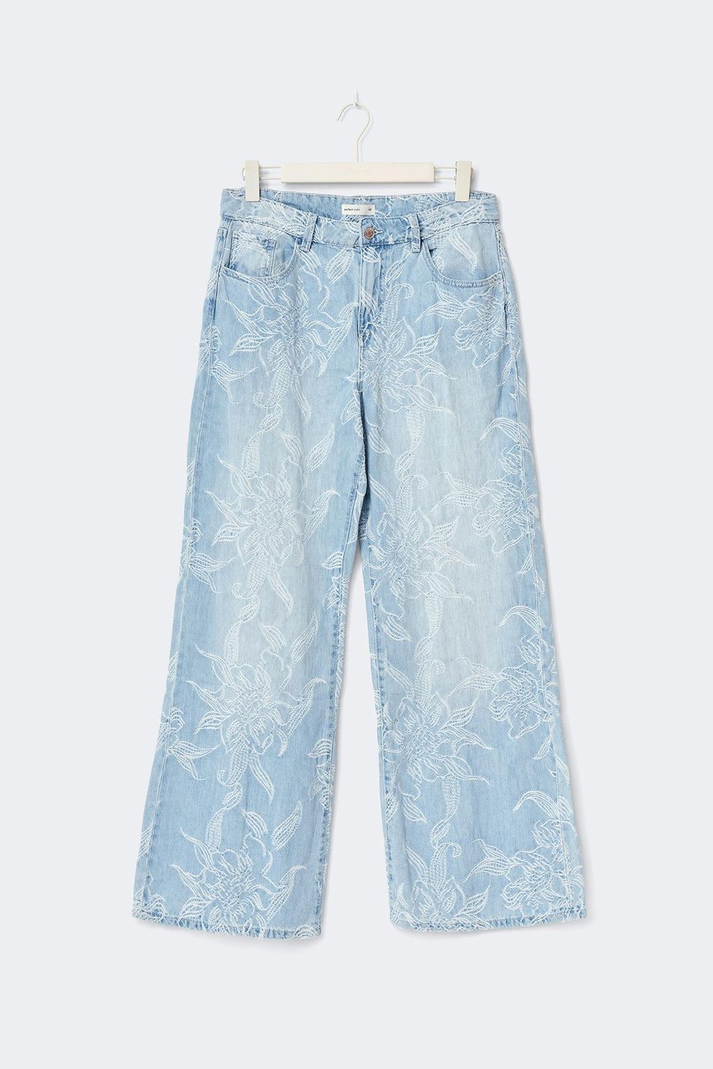Embroidery jeans