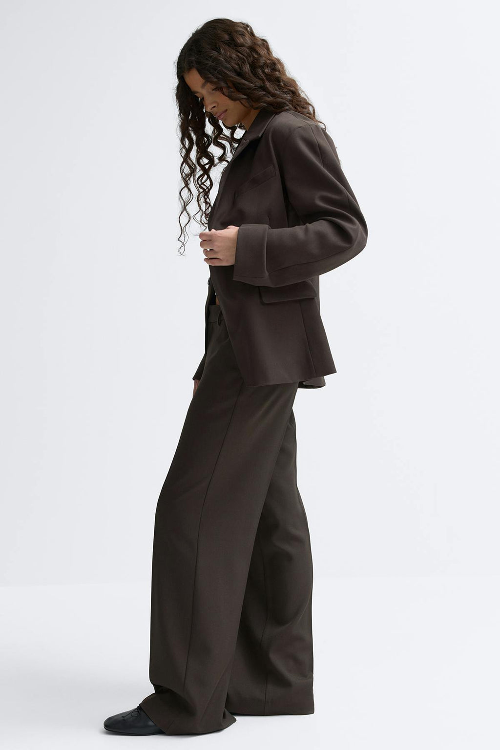 Low waist trousers