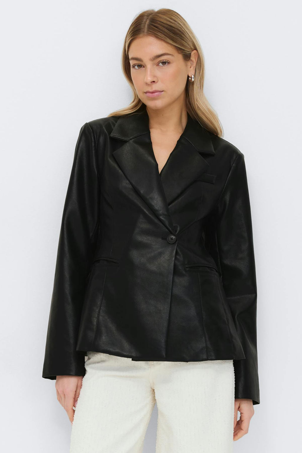 Shaped pu blazer