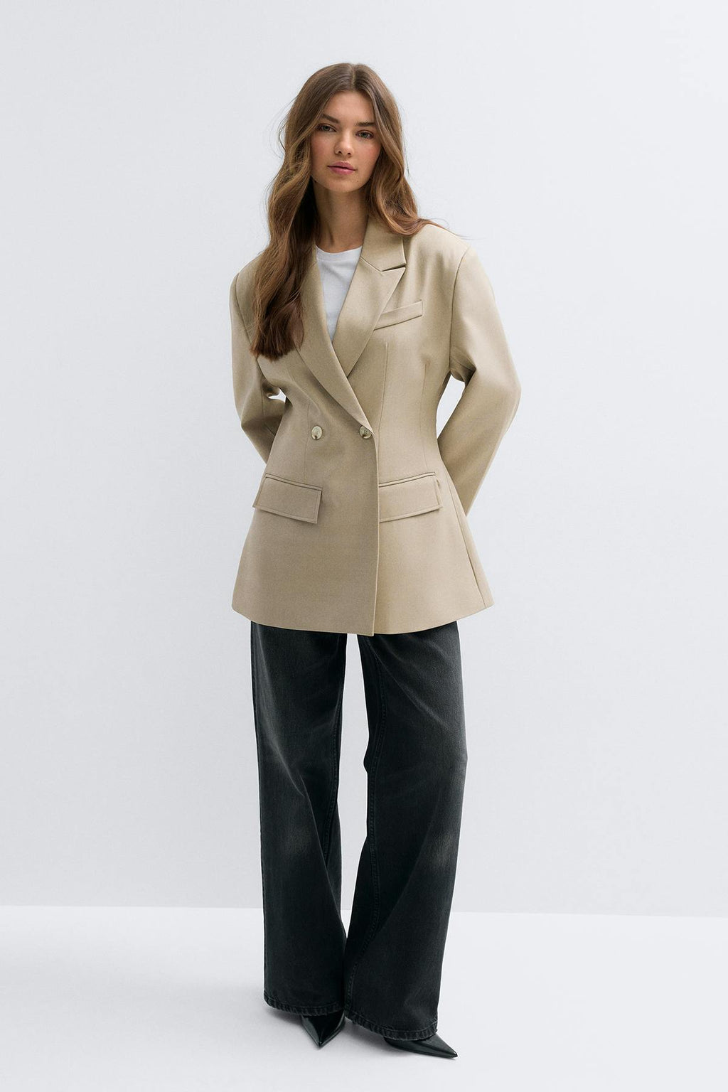 Shaped blazer