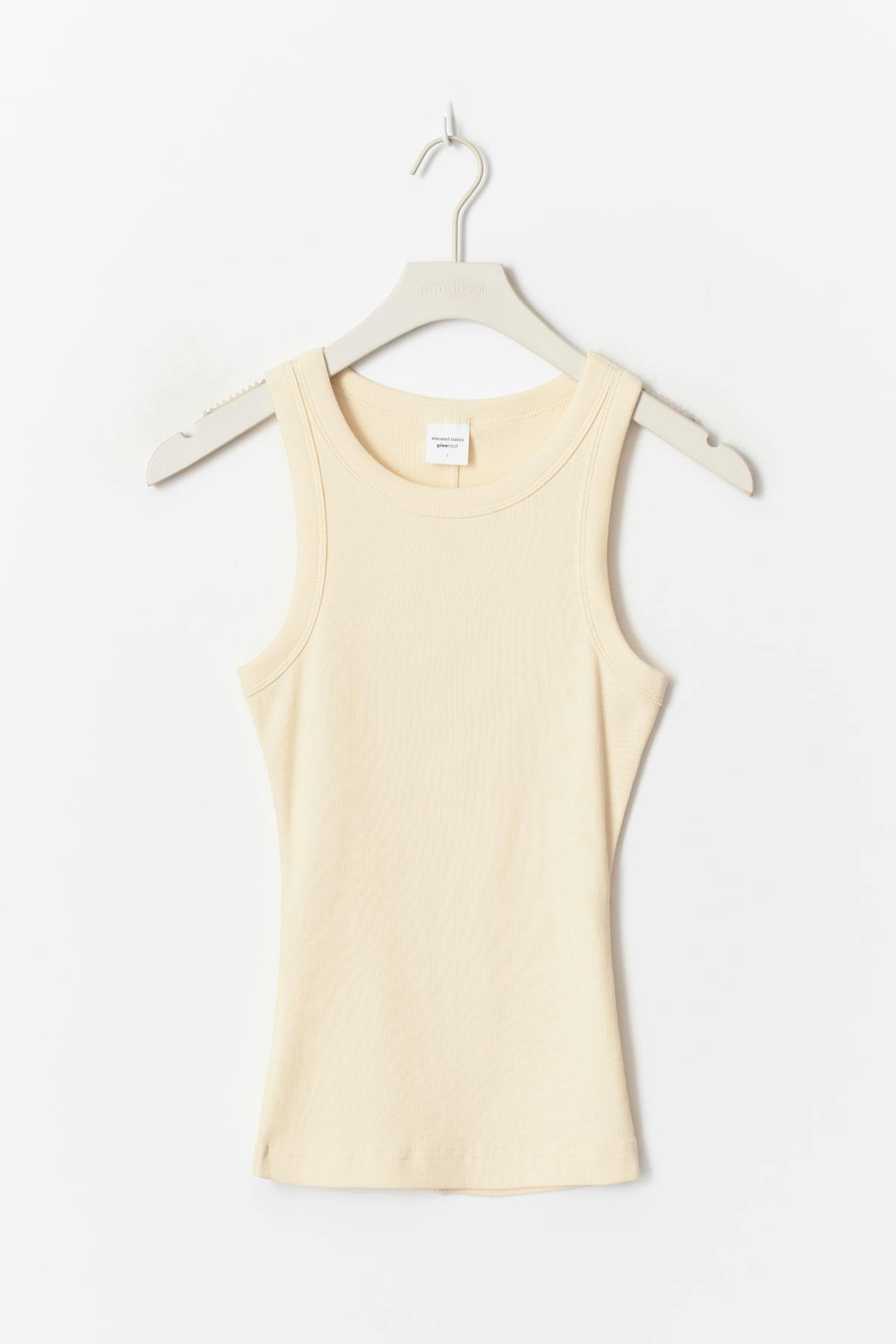 Tight fit rib tank