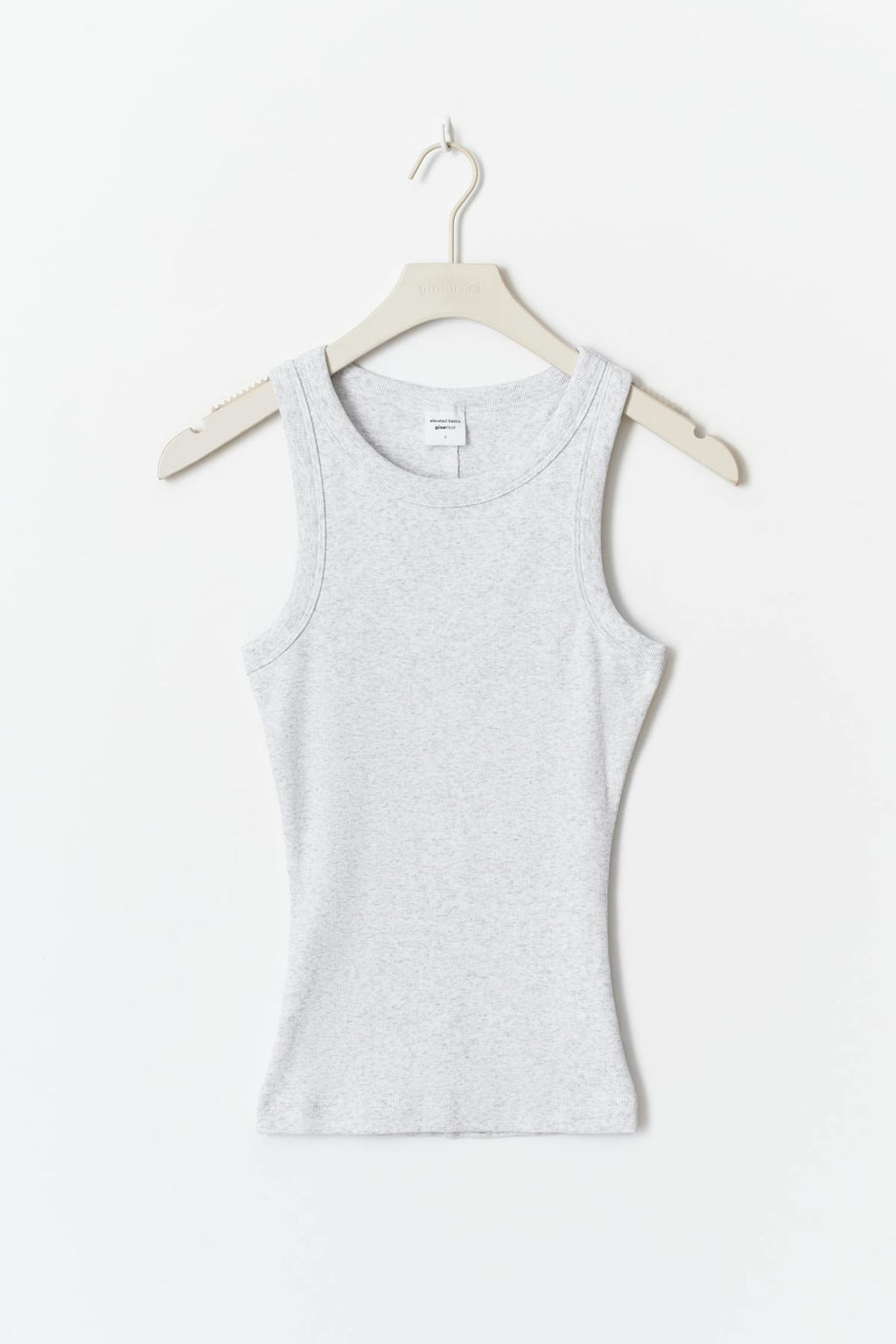 Tight fit rib tank