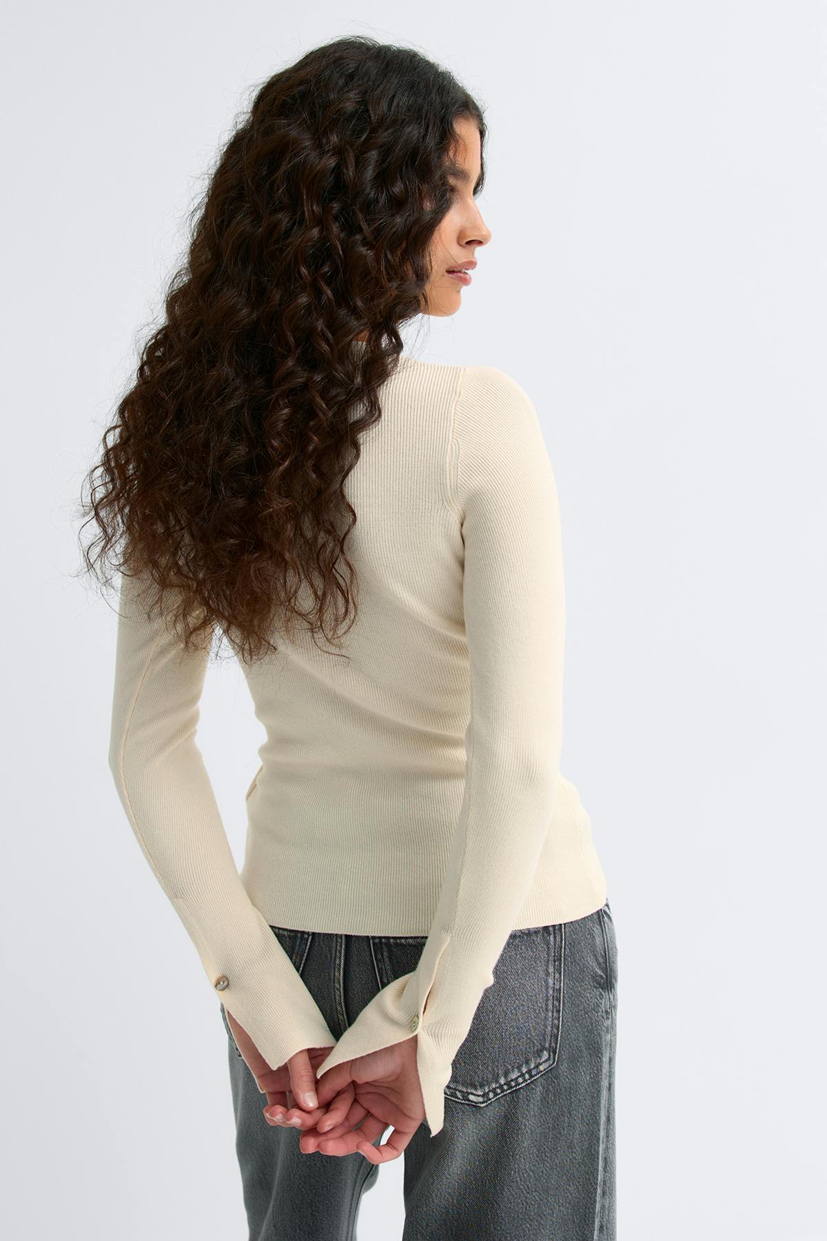 Knitted cardigan