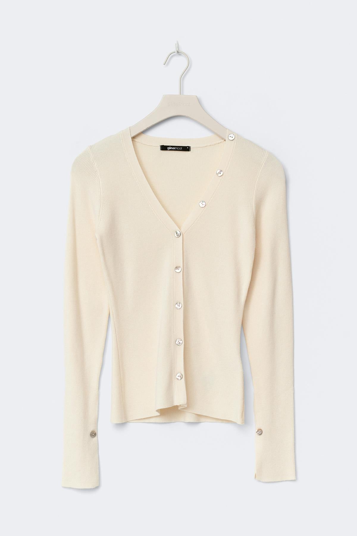 Knitted cardigan